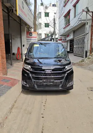 Toyota Noah X-SMART NON HV 2021