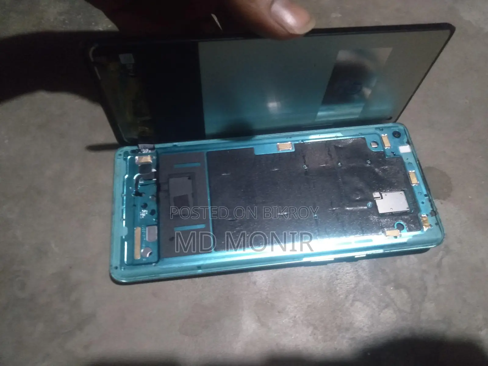OnePlus 8 Pro (Used)
