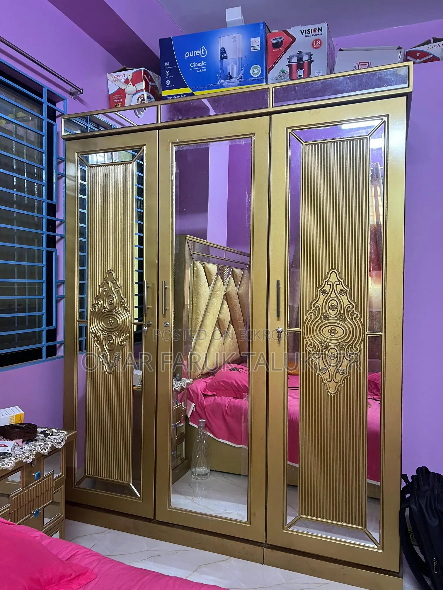 Luxury Dressing Table, Showcase, Bed, Almirah Combo