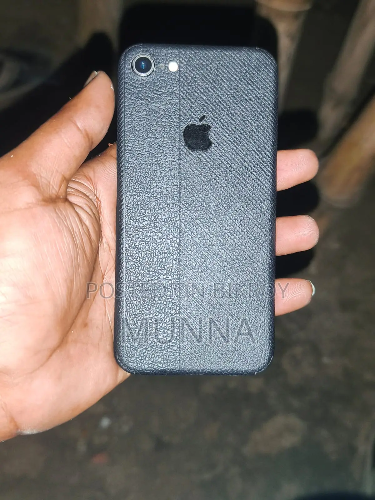 Apple iPhone 7 (ব্যবহৃত)