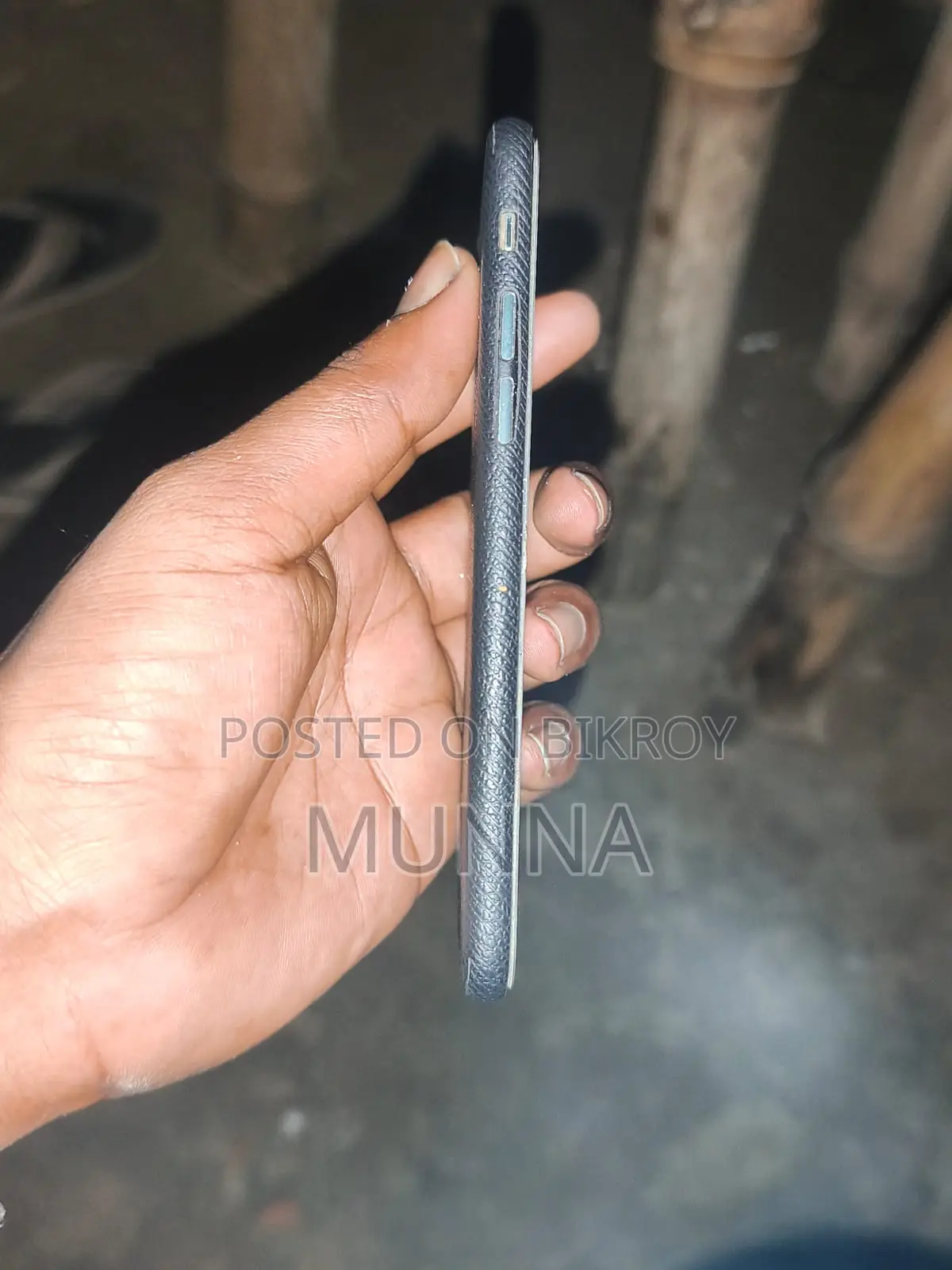 Apple iPhone 7 (ব্যবহৃত)