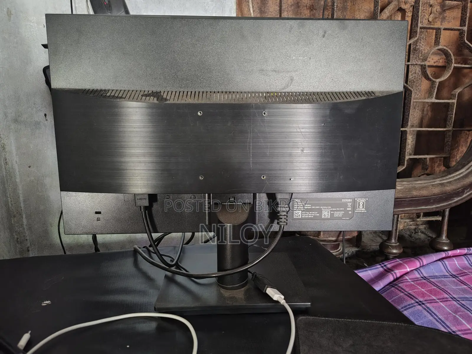Dell D1918h 19 Inch LED Monitor