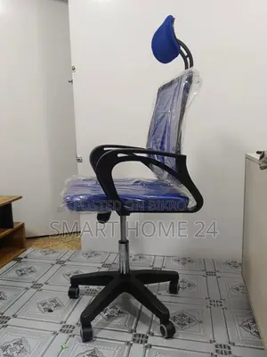 Ergonomic Mesh Office Chair with Headrest – Comfortable and Stylish