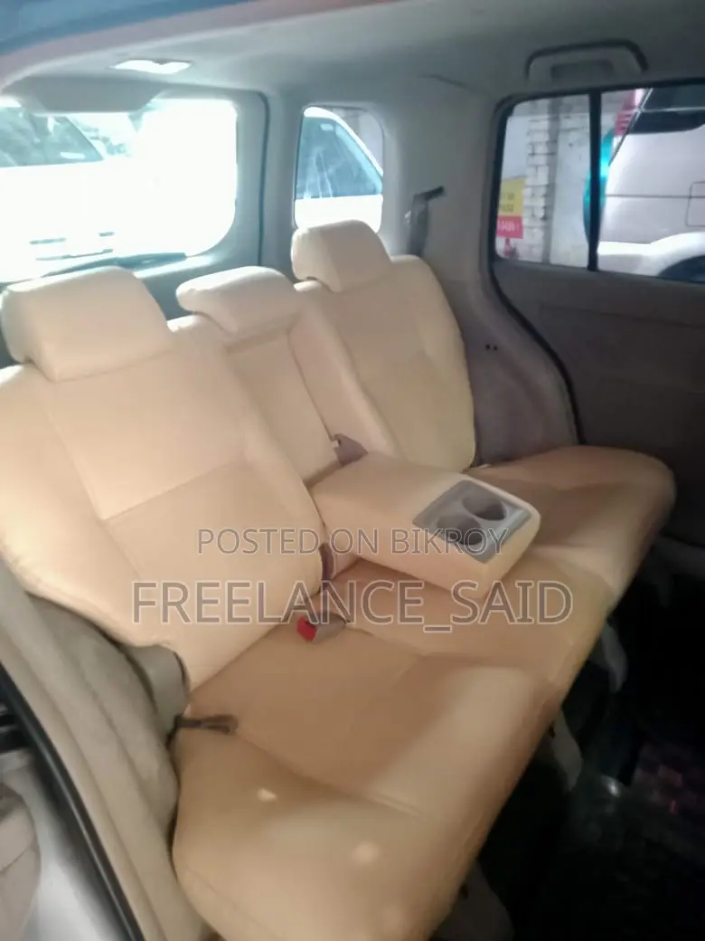 Toyota Raum GOLDEN BEIZE 40L LPG 2003