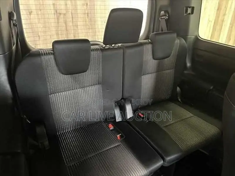 Toyota Voxy Hybrid ZS KIRAMEKI 2021