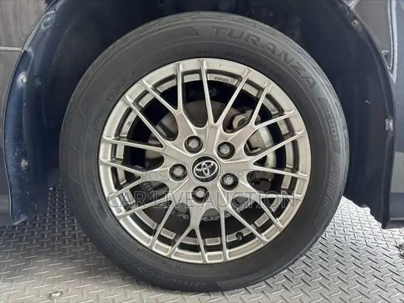 Toyota Voxy Hybrid ZS KIRAMEKI 2021