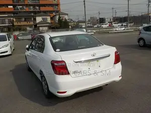 Toyota Axio Non Hybrid EX White 2020