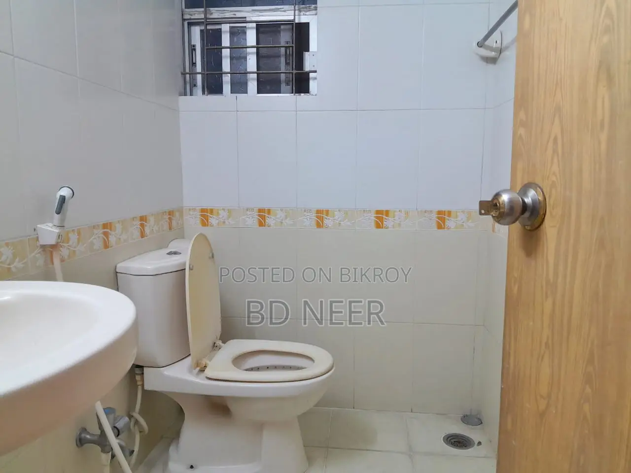 Fully furnish apartment available in banani