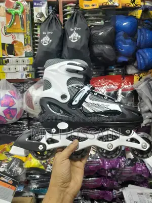 Skating shoes