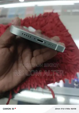 Apple iPhone 12 (BH89%) (Used)