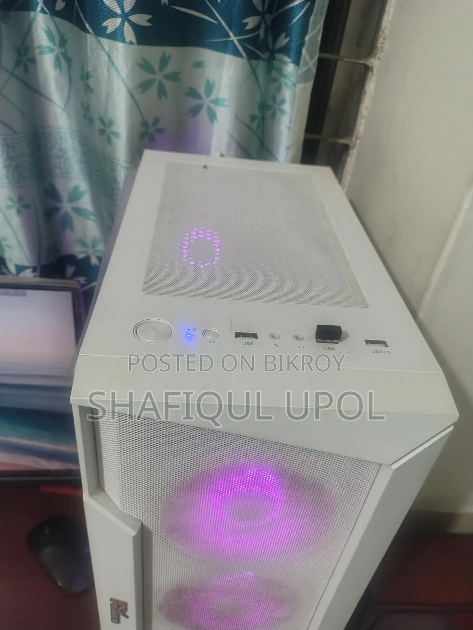Desktop for sale