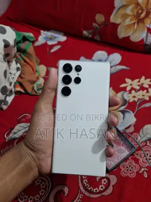 Samsung Galaxy S22 Ultra . (Used)