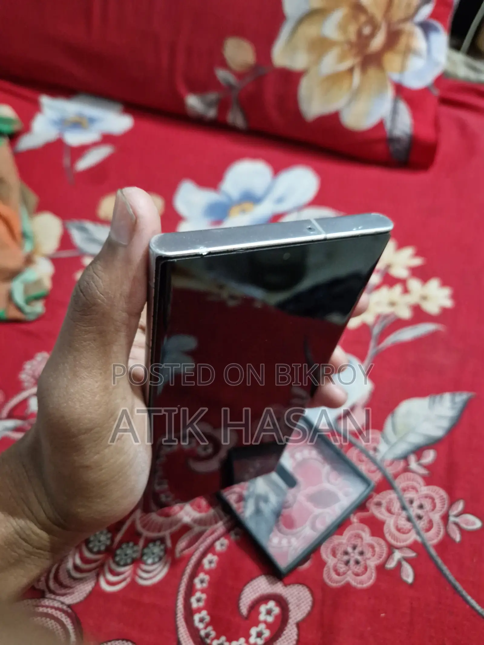 Samsung Galaxy S22 Ultra . (Used)