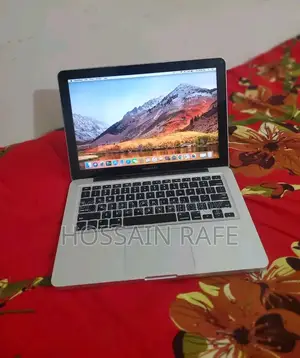 MacBook Pro I5 (8/128GB)