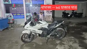 Suzuki Gixxer SF . 2014
