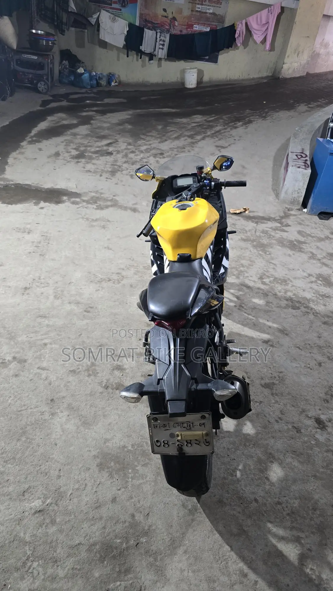 Suzuki GSX . 2020