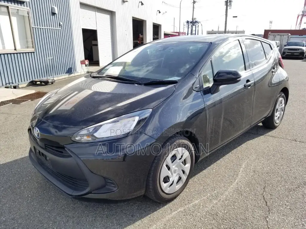 Toyota Aqua X 2022