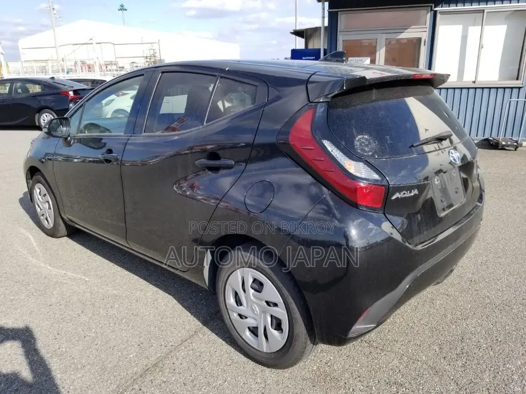 Toyota Aqua X 2022