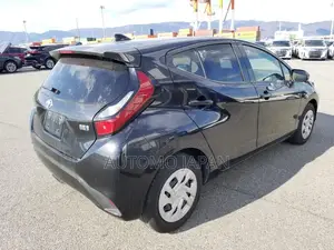 Toyota Aqua X 2022