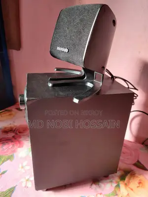 সাউন্ড কোয়ালিটি অনেক ভালো দেখতে নতুনের মত কোন সার্ভিস করা হয় নাই