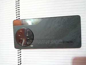 Tecno Camon 30 . (Used)