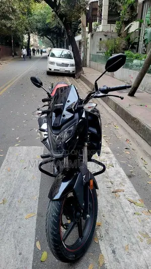 Honda X-Blade 160 ABS 2022
