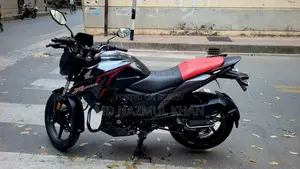 Honda X-Blade 160 ABS 2022