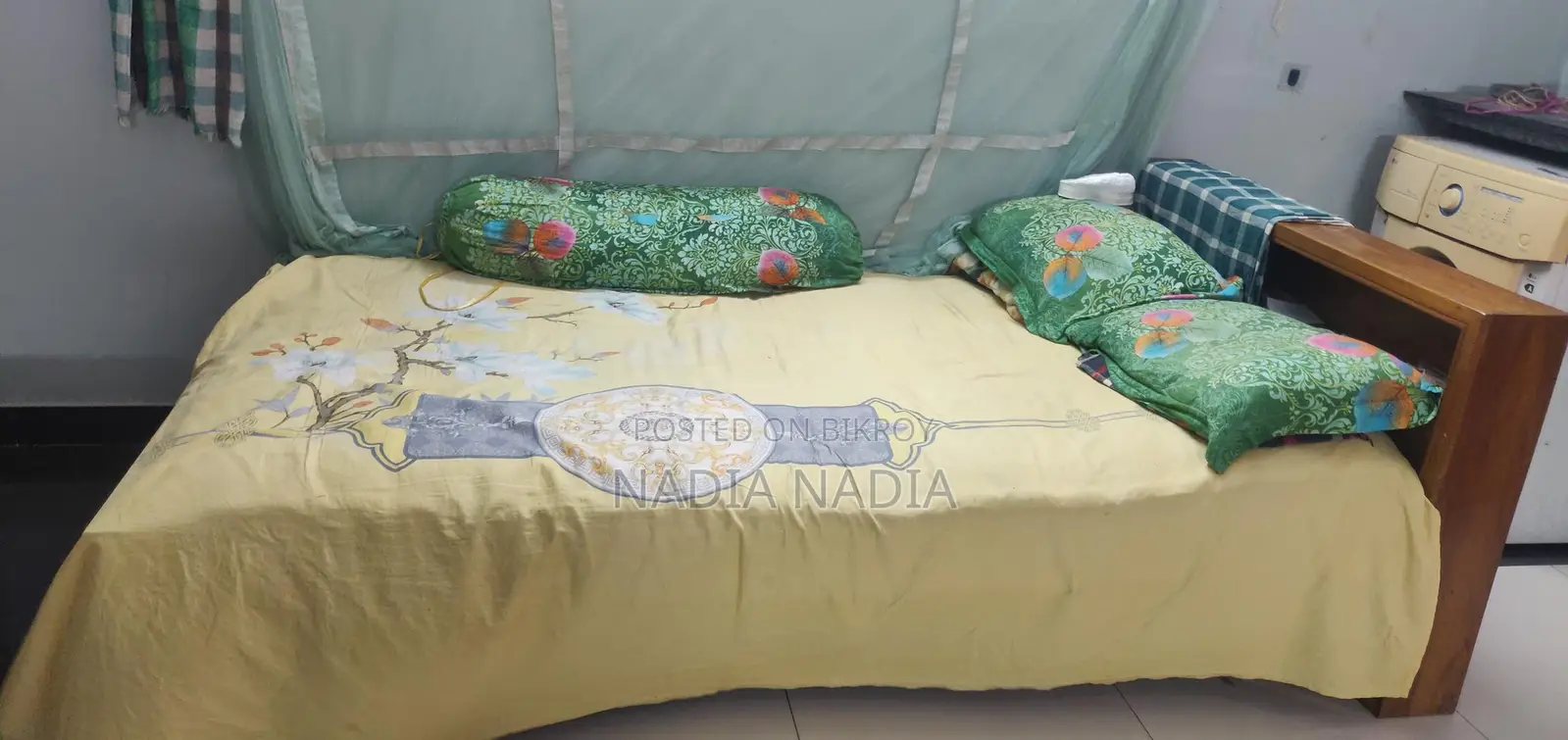 Semi Double Wooden Bed for Sale
