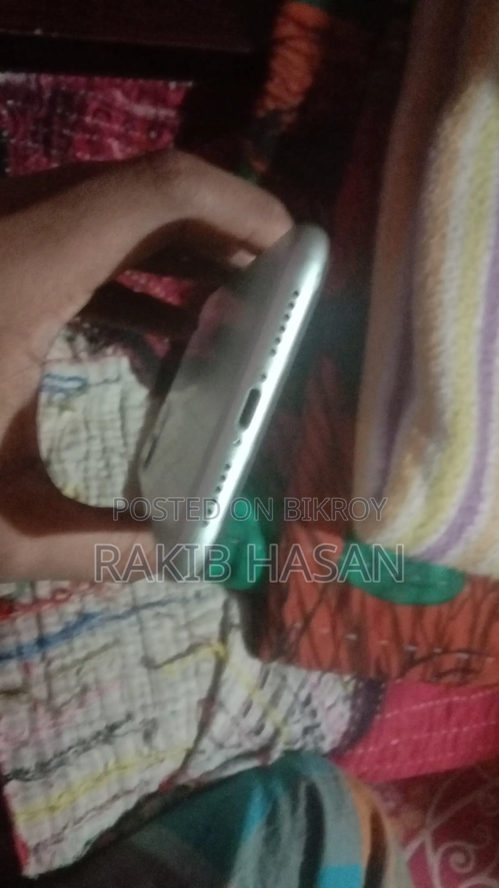 Apple iPhone 11 . (Used)