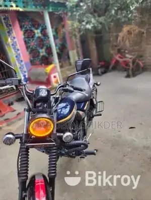 Bajaj Avenger 150 Street 150cc 2017