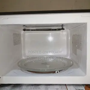 Used oven in good condition for sale.