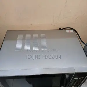 Used oven in good condition for sale.