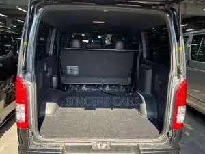 Toyota Hiace Super GL Dark Prime2 2022