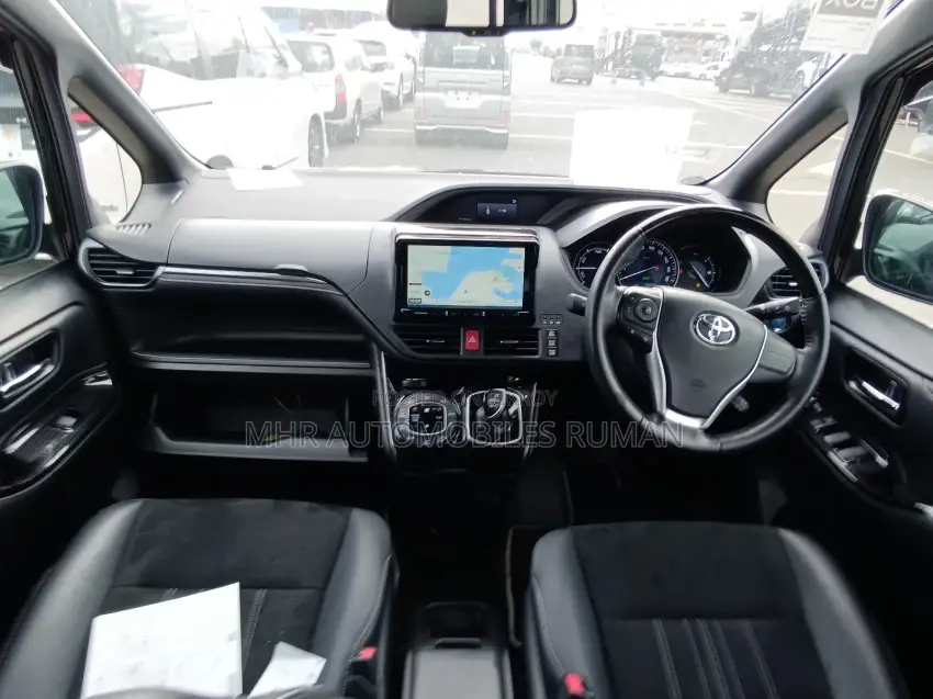 Toyota Esquire GI PREMIUM PACKAGE 2021