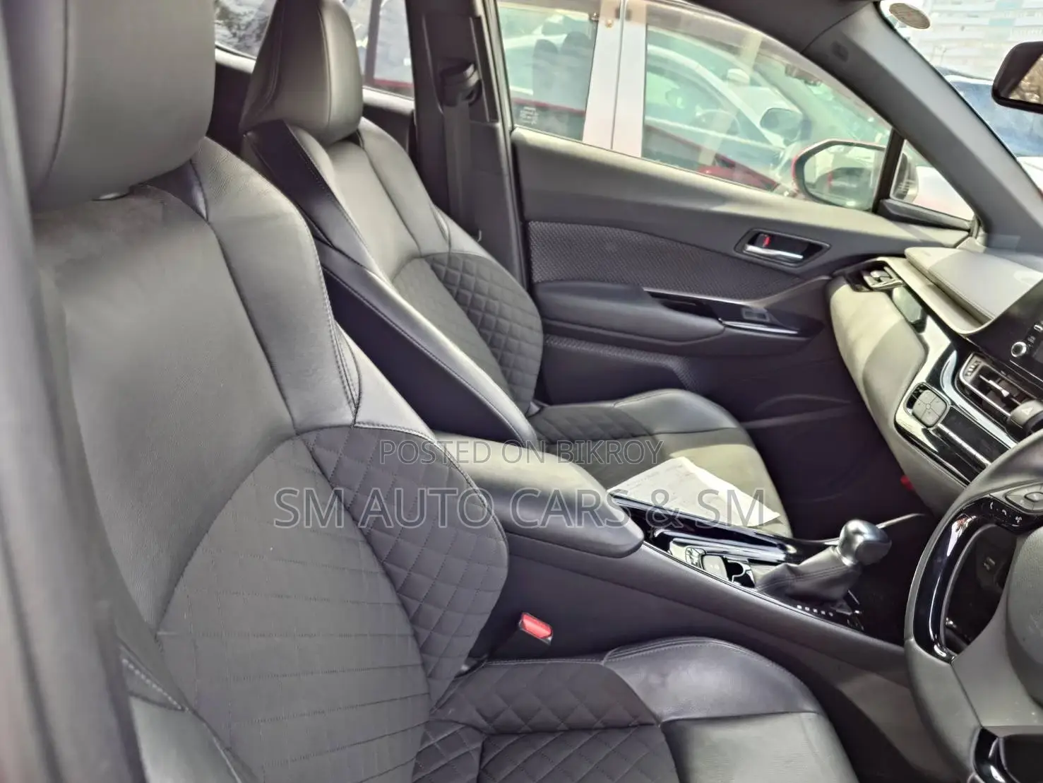 Toyota C-HR G Mode Nero Red 2021