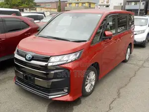 Toyota Noah sg P a c k g e 2022