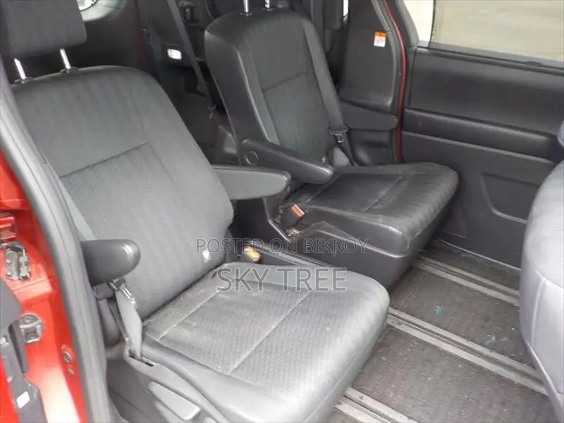 Toyota Noah sg P a c k g e 2022
