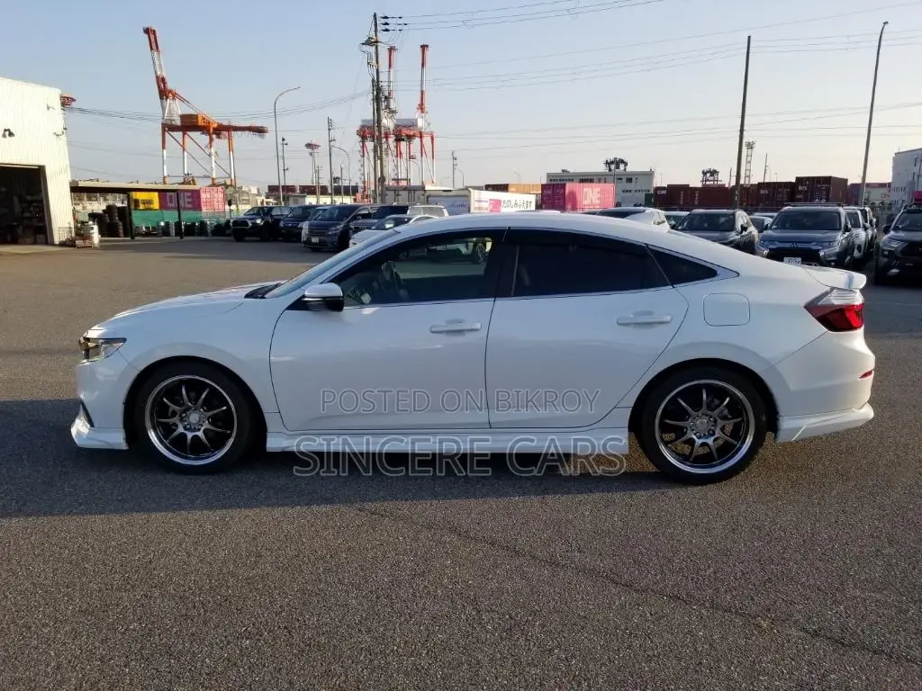 Honda Insight EX BLACK STYLE 4.5 2021