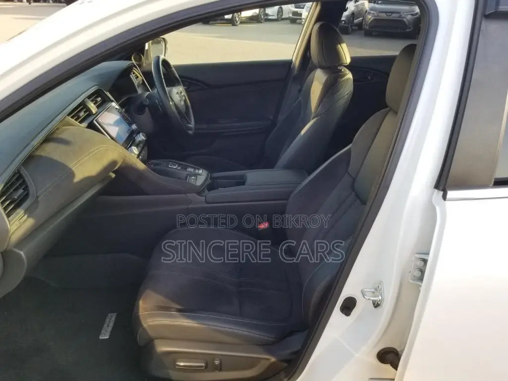 Honda Insight EX BLACK STYLE 4.5 2021