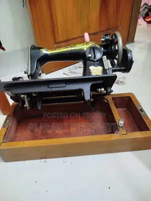 Hand Sewing Machines
