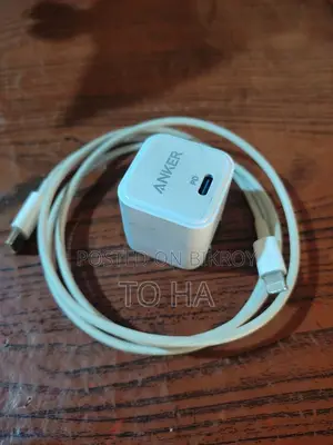 Apple iPhone 12 (Used)