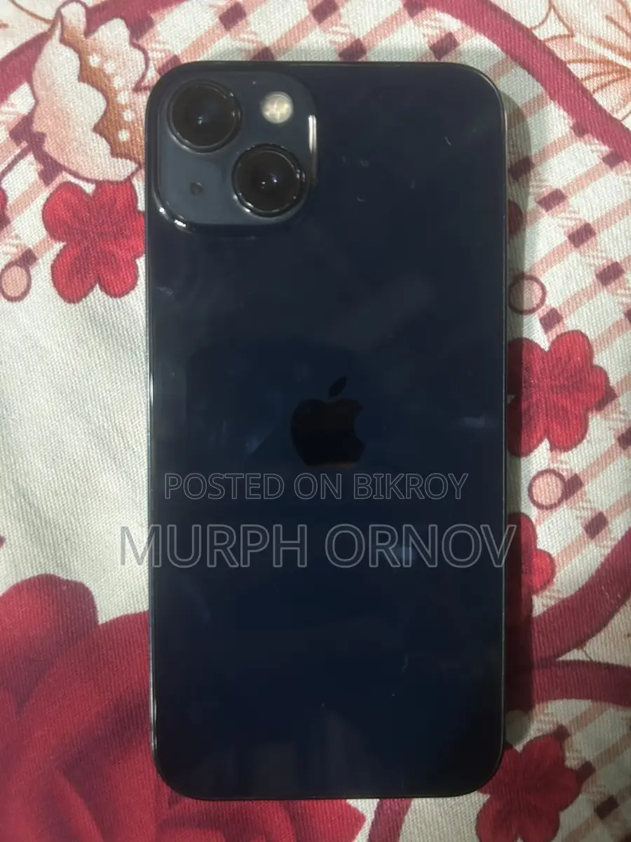 Apple iPhone 13 (Used)