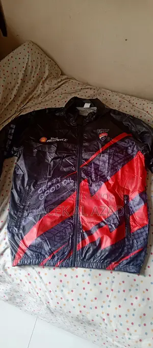 New and Original Rain Coat Windbreaker
