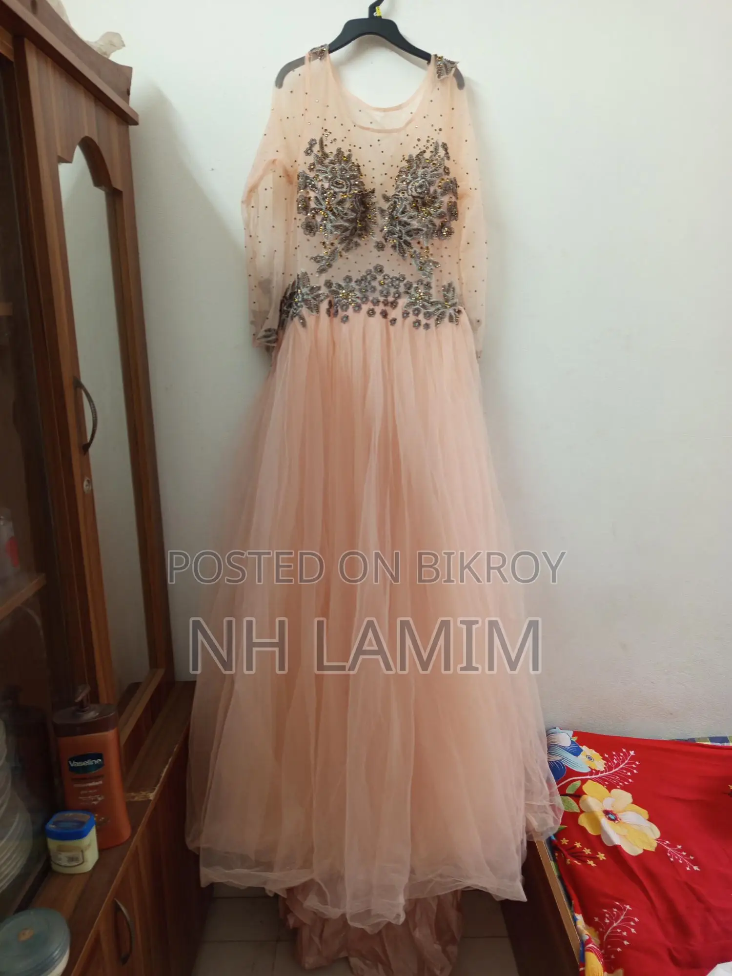 New Foreign Gown