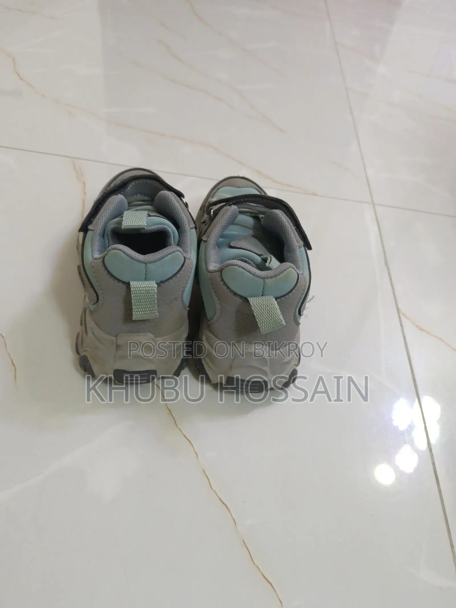 ছেলেদের জুতা