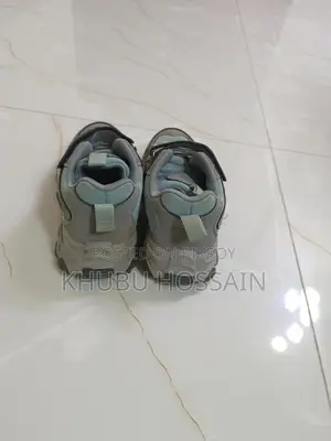 ছেলেদের জুতা