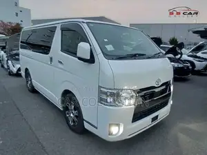 Toyota Hiace S GL Dark PrimePearl 2020