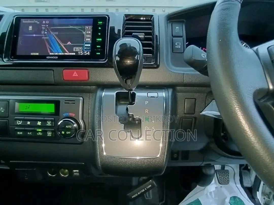 Toyota Hiace S GL Dark PrimePearl 2020