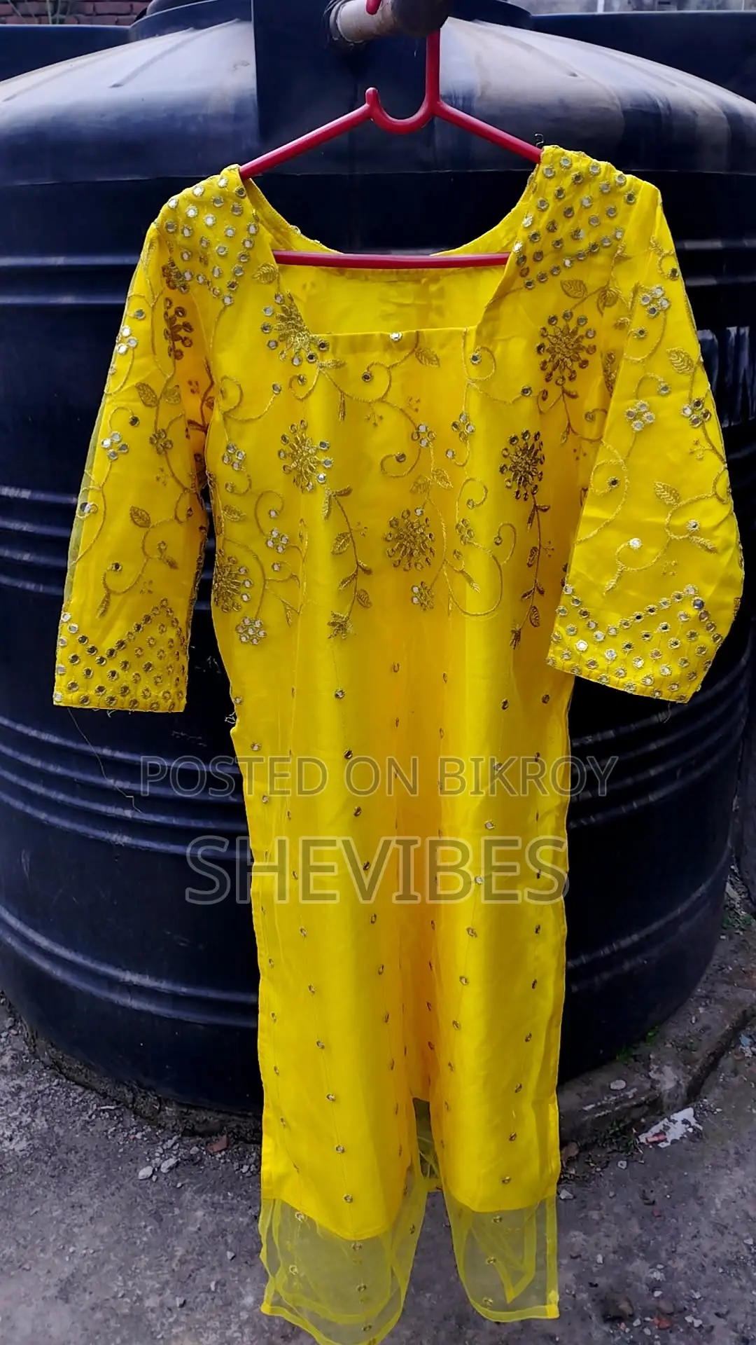 Beautiful Net Fabric Three-Piece Set