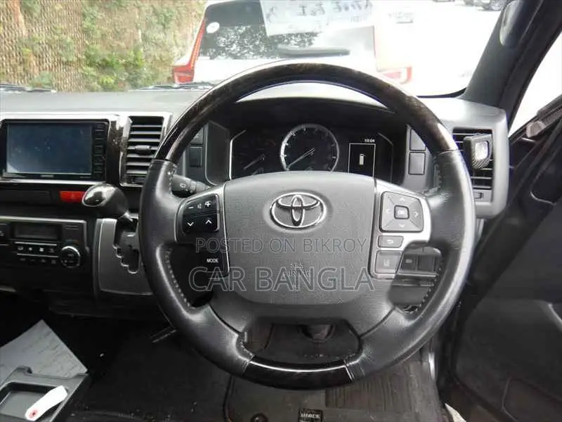 Toyota Hiace SUPER GL DARK PRIME 2020